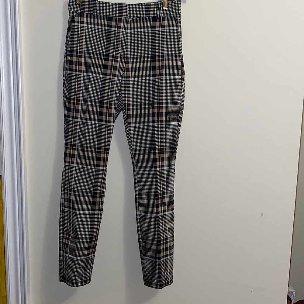 H&M’s fashioned plaid pant As NEW